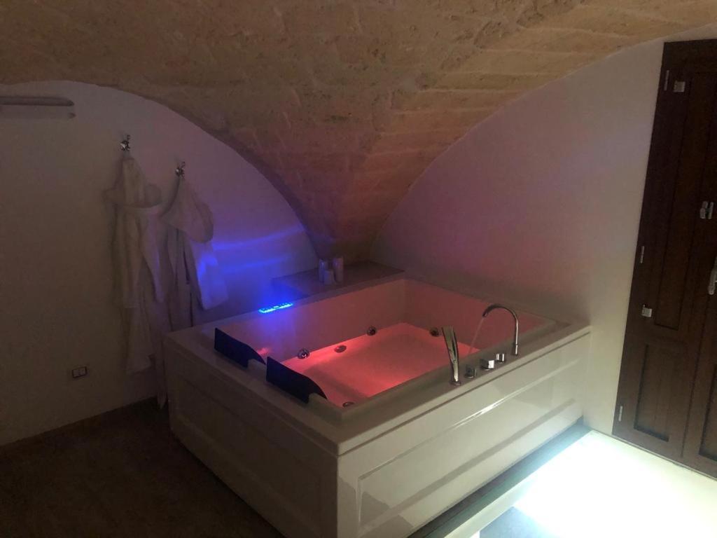 Mastropaolo42 Luxury B&B Grottaglie Extérieur photo